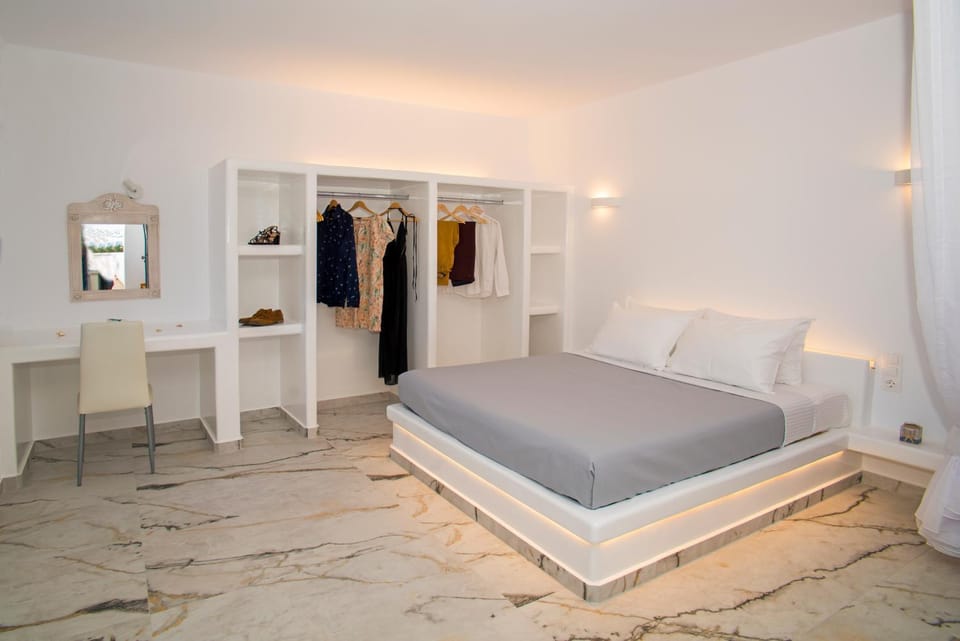 La Belle Vie - Santorini - Adults Only Apartment in Kamari