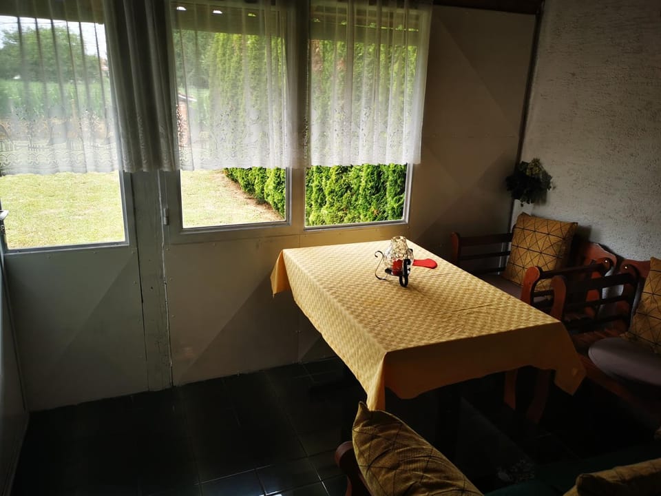 Seating area, Garden view