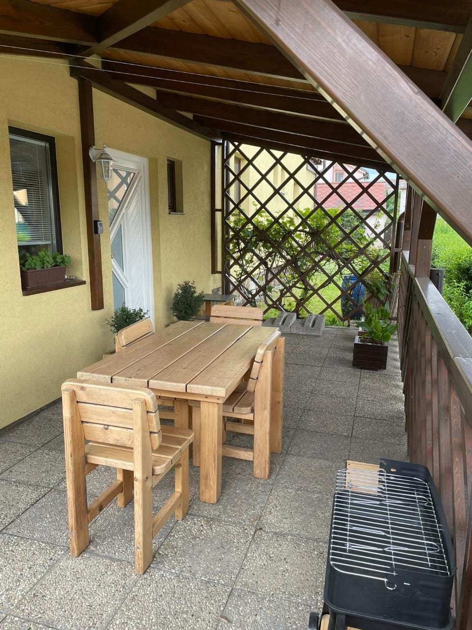 Facade/entrance, Balcony/Terrace, Seating area