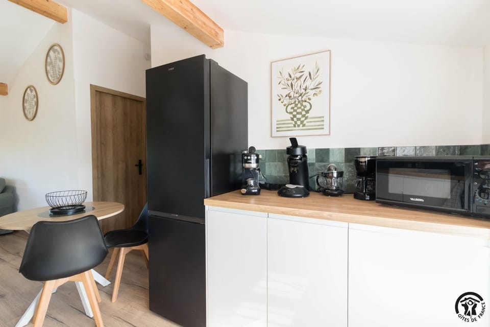 Coffee/tea facilities, Dining area, toaster