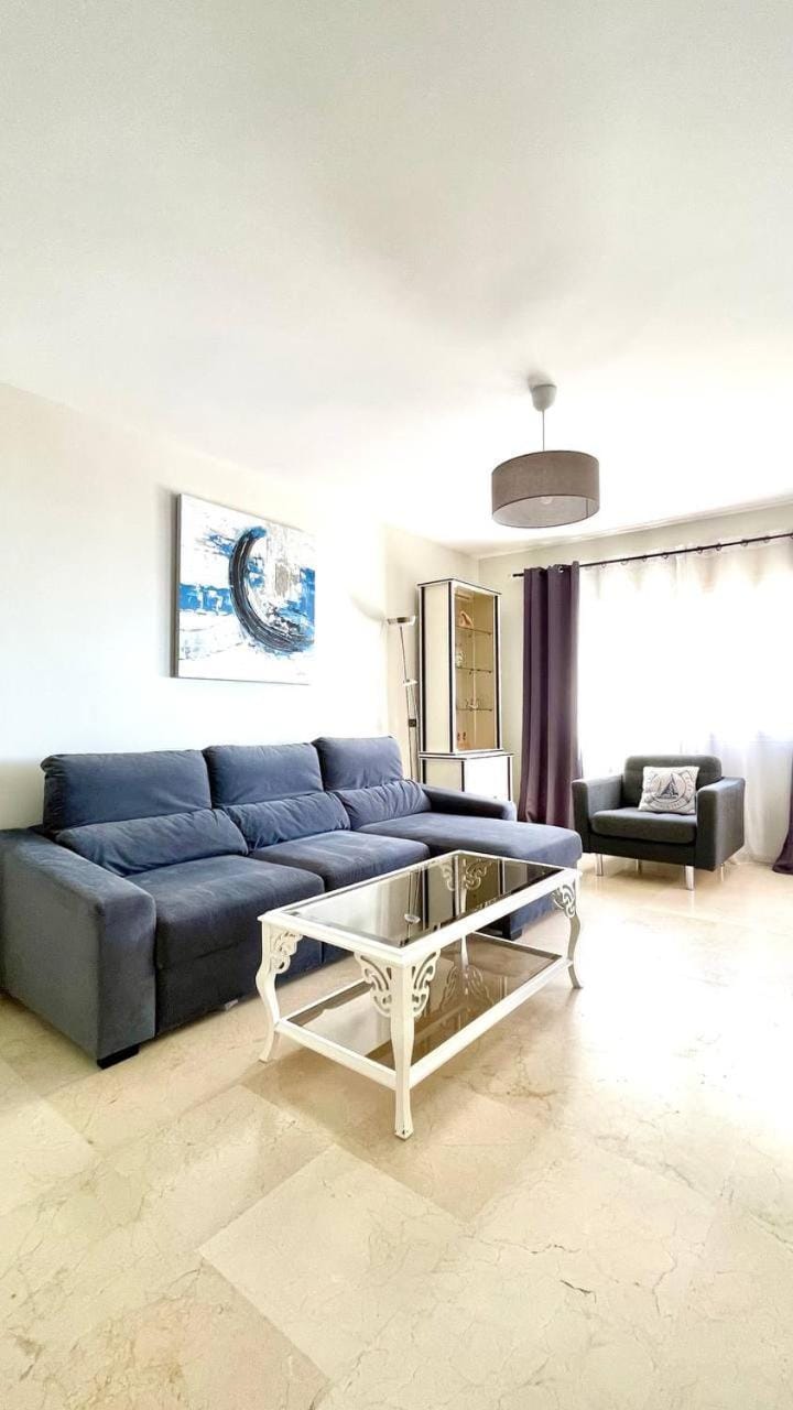 Puerto Paraiso Estepona port Apartment in Estepona