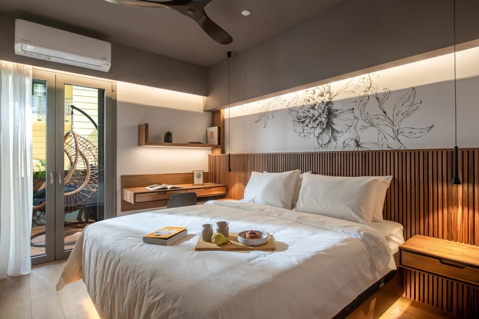 Bed, Photo of the whole room, Bedroom