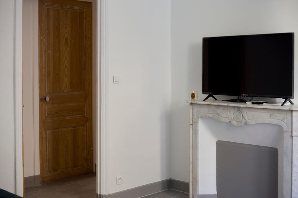 Communal lounge/ TV room, TV and multimedia
