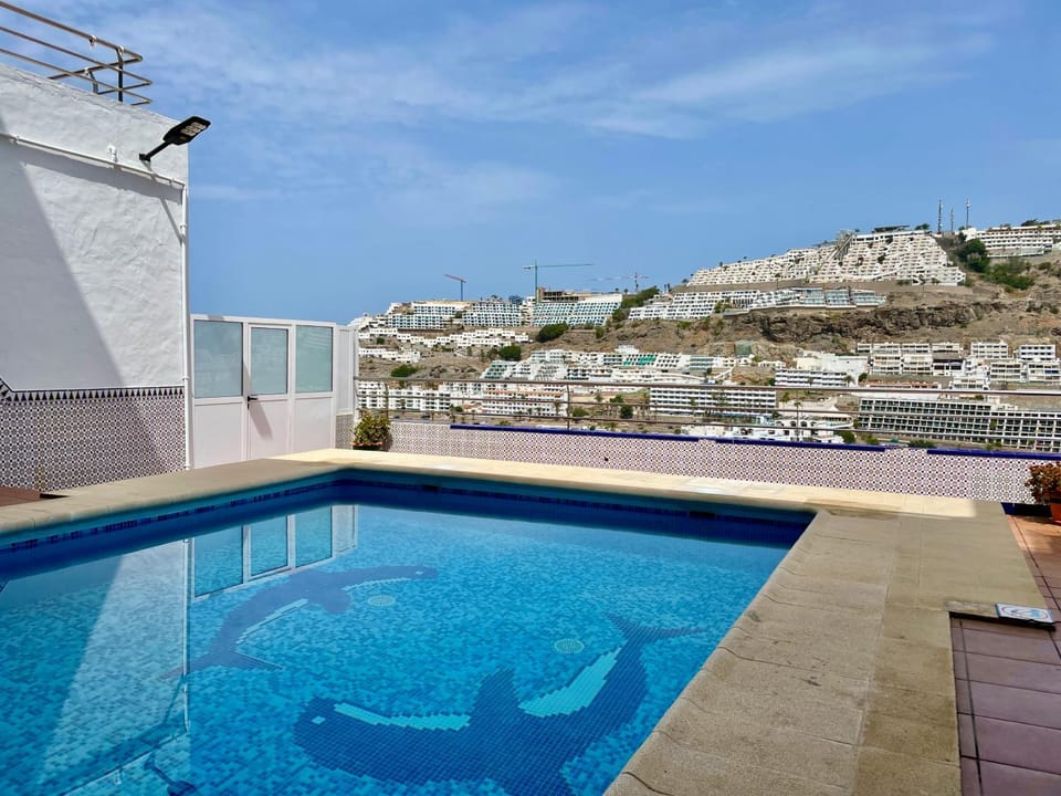 Pool view, Swimming pool