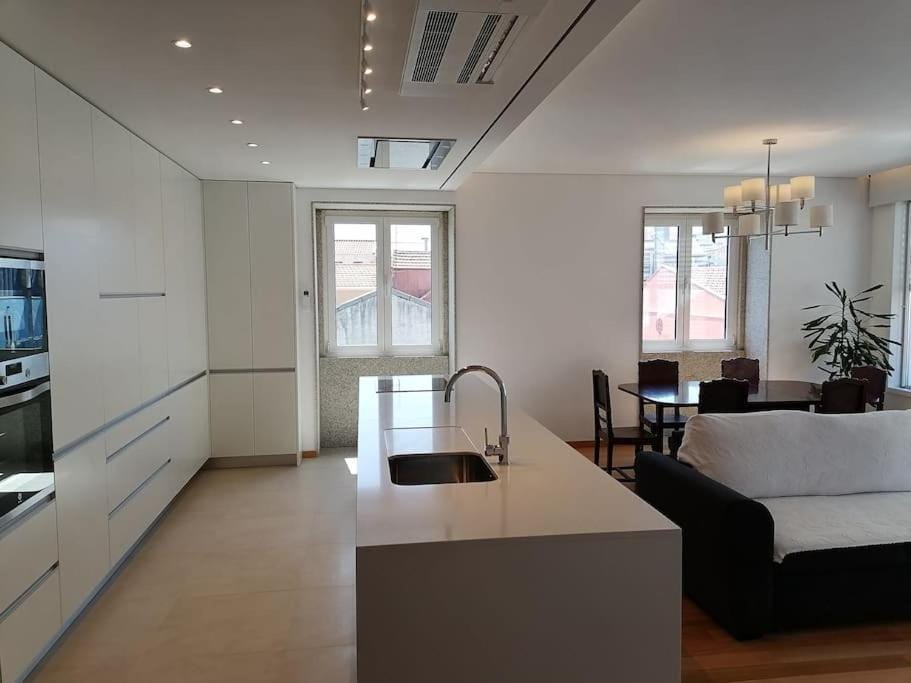 Kitchen or kitchenette, Living room, Dining area, minibar, pet friendly, kitchen