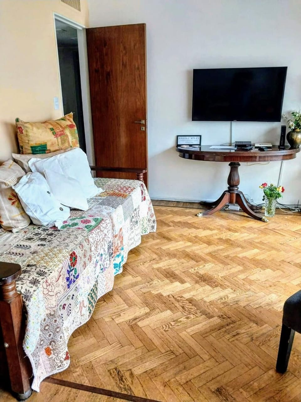 Communal lounge/ TV room, Seating area