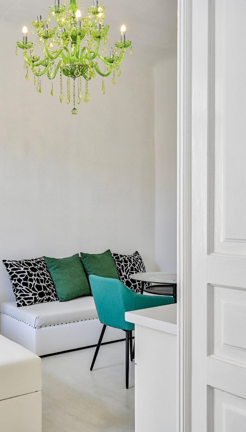 Collins Emerald Center with FREE parking Apartment in Pula