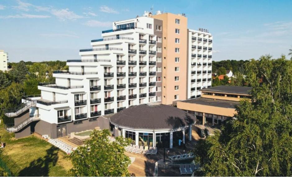 Property building, Bird's eye view