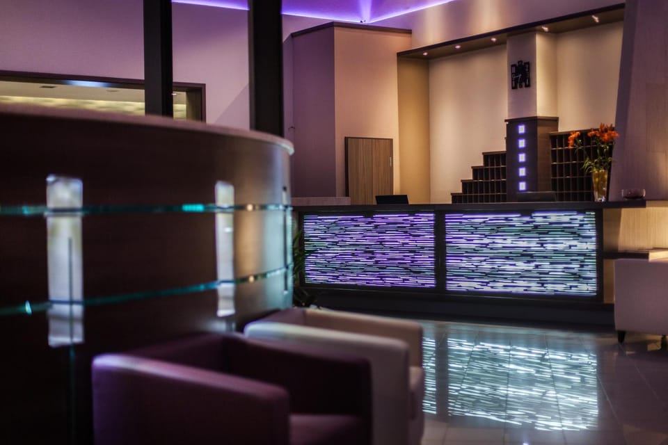 Lobby or reception, Decorative detail