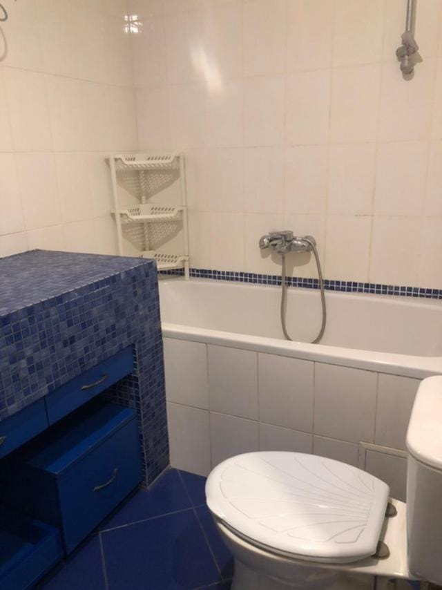 Levoberezhnaya metro station, exhibition center Apartment in Kiev City - Kyiv