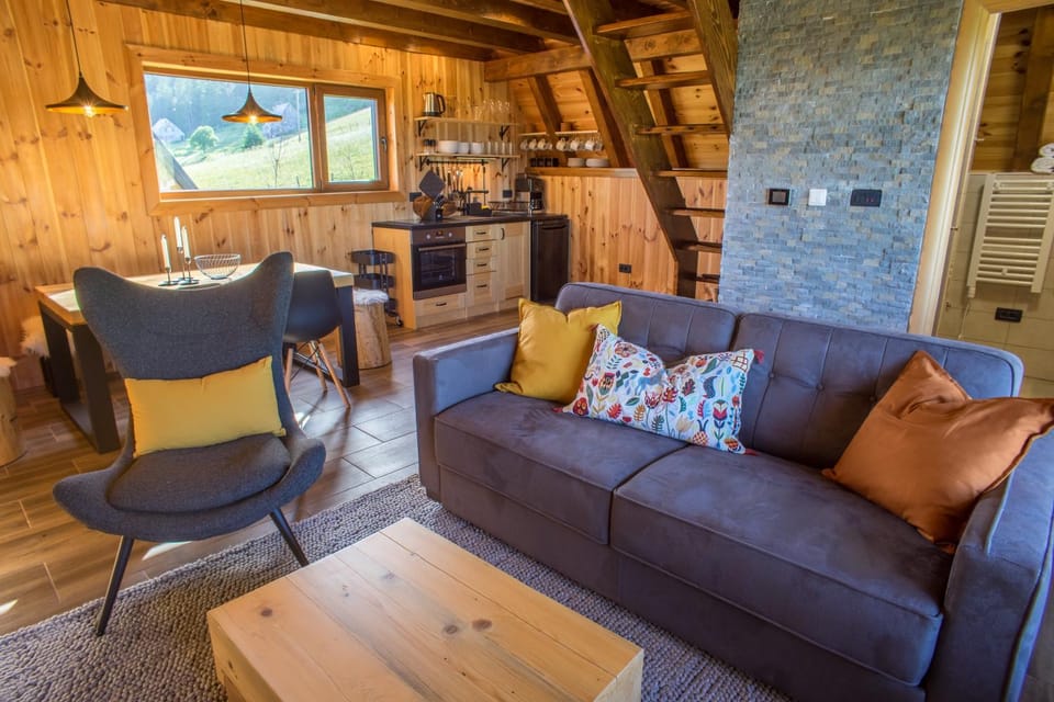 Kitchen or kitchenette, Living room, Dining area