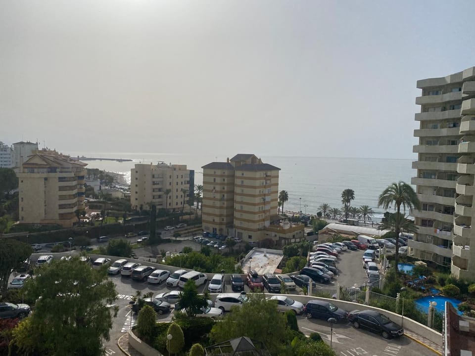 Balcony/Terrace, City view, Street view