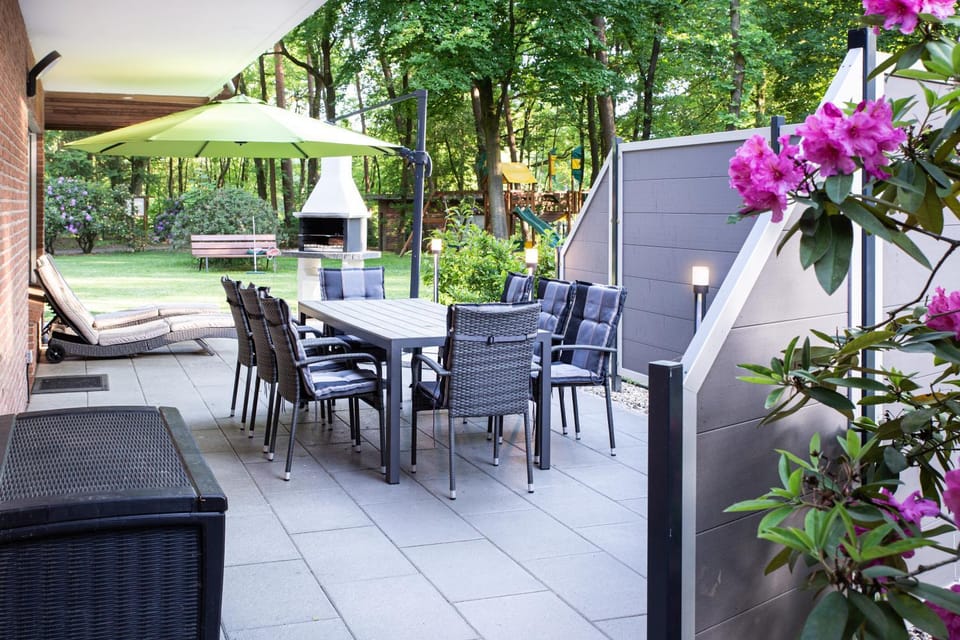 Patio, BBQ facilities, Balcony/Terrace, Garden view