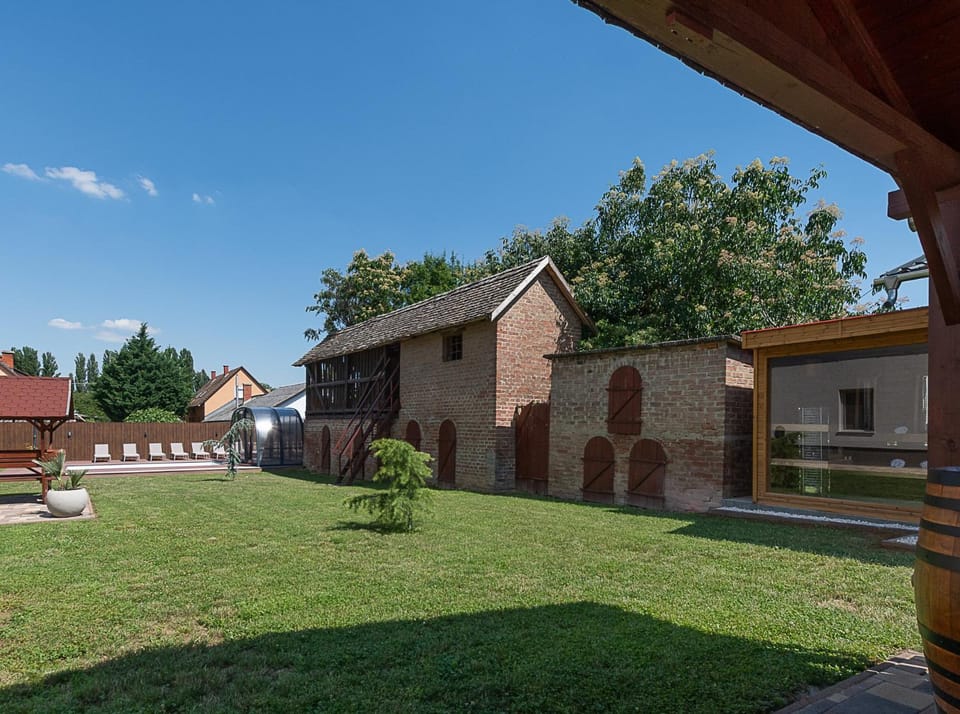 Adamkó Borkert Ház Bed and Breakfast in Hungary