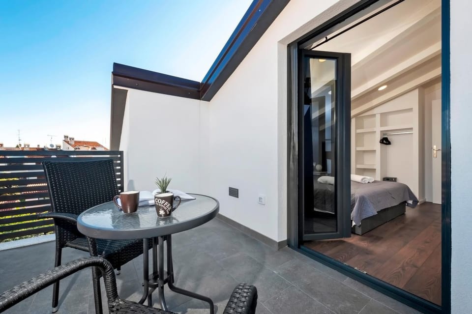 Patio, Balcony/Terrace, Drinks