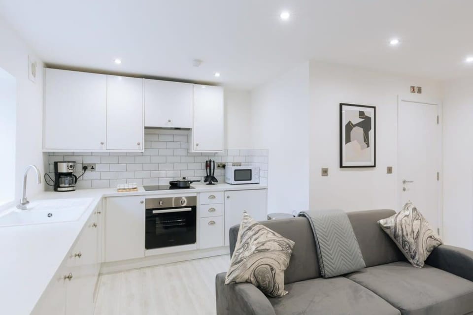 Central Ipswich Modern Budget 1 Bed Apartment Apartment in Ipswich