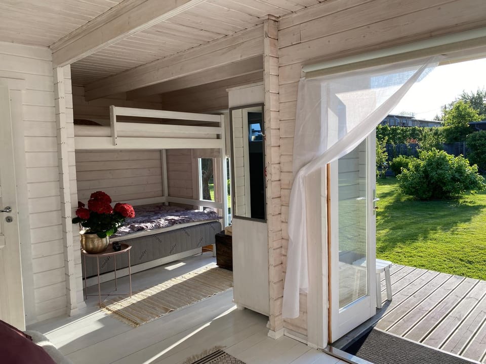 Breeze Residence Gardenhouse House in Estonia
