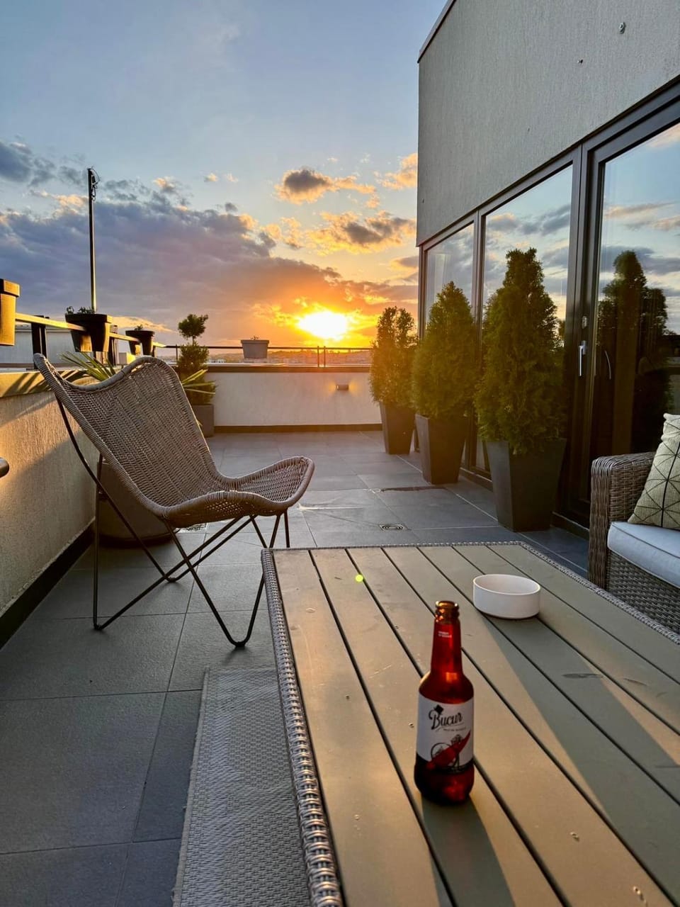 PENTHOUSE EXCLUSIVE VIEW , Iasi Apartment in Moldova