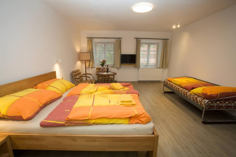 TV and multimedia, Bedroom