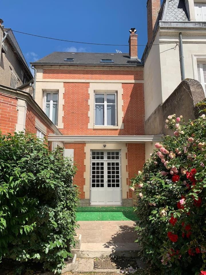 La Maison au Pied du Château Bed and Breakfast in Amboise