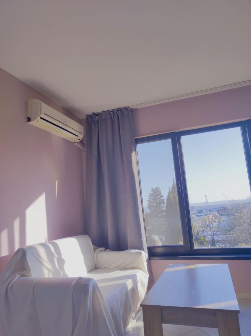 Sunrise Apartment Apartment in Burgas