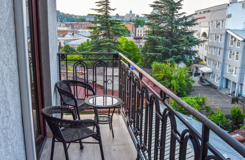Balcony/Terrace, City view, Street view