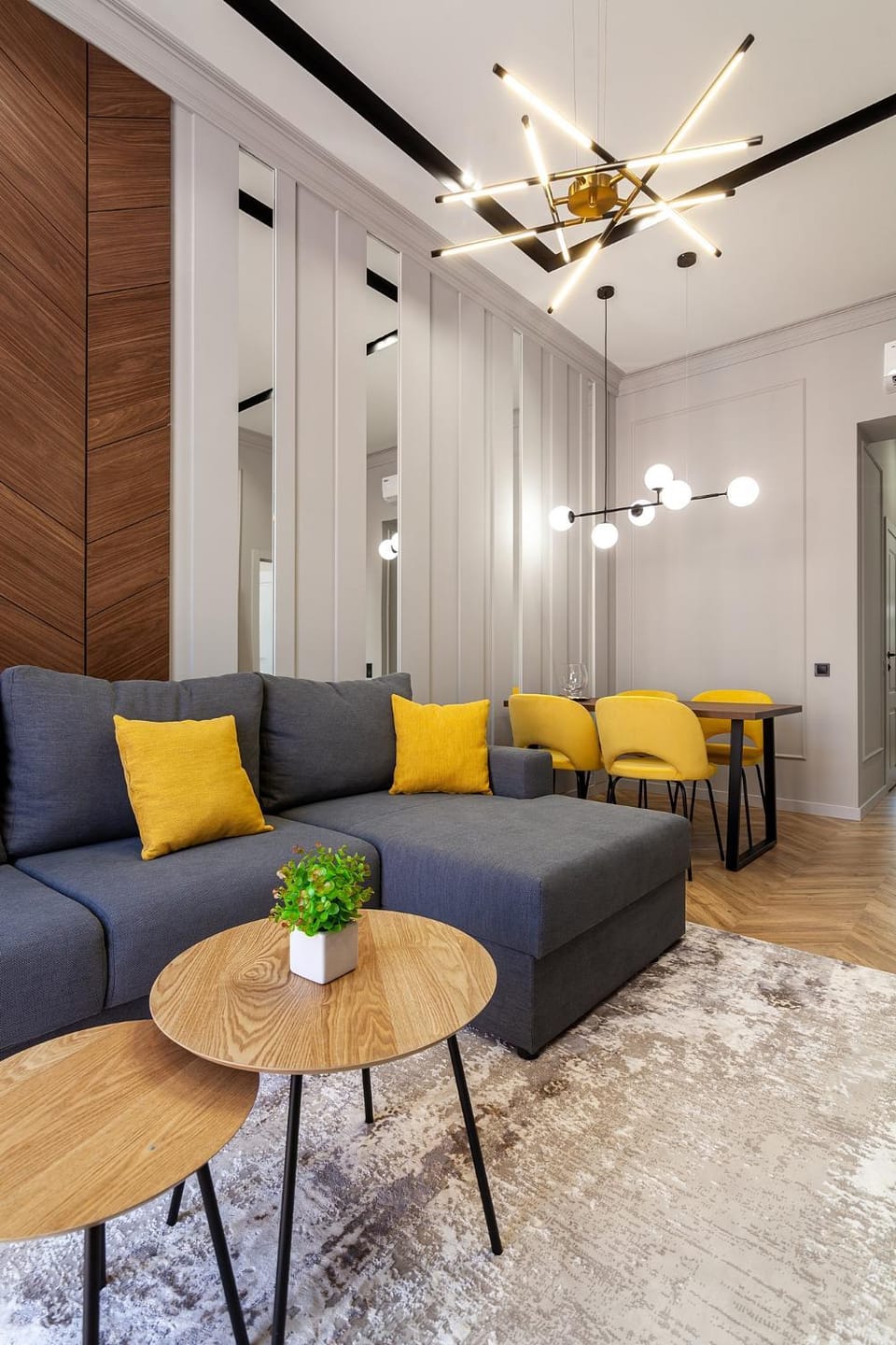 Royal Aparts Multi Apartment in Lviv