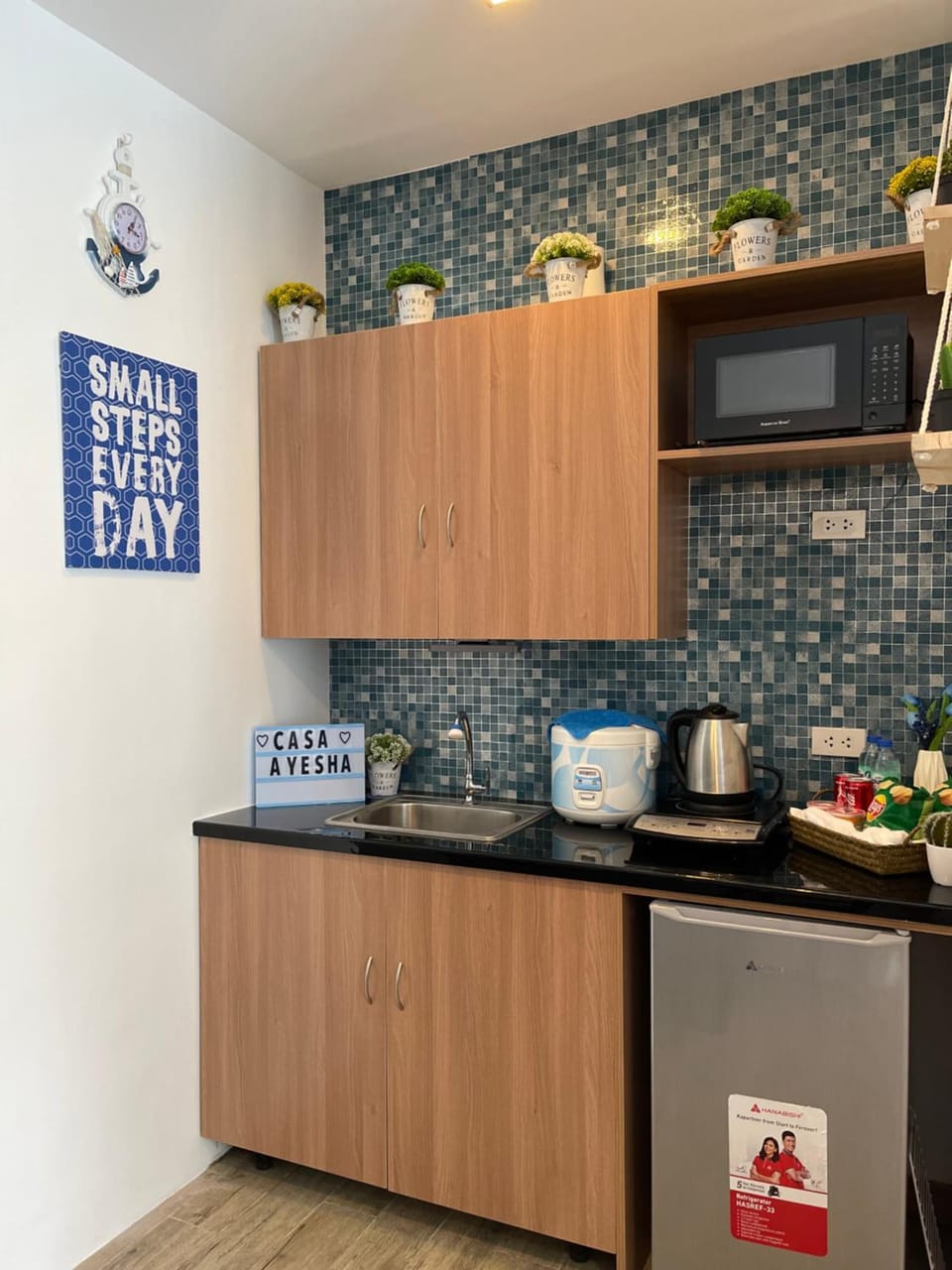 Kitchen or kitchenette