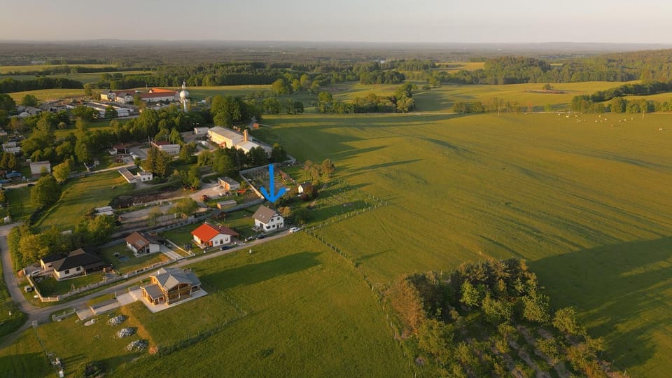 Neighbourhood, Bird's eye view