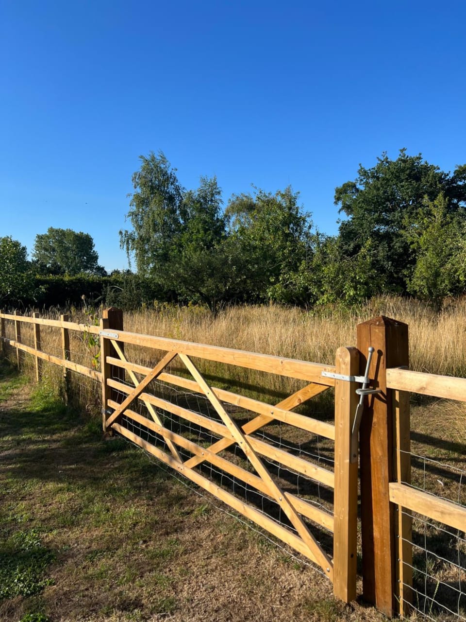 Gorgeous comfortable barn with huge private orchard in quiet Suffolk location Apartment in St Edmundsbury District