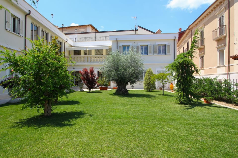 Property building, Garden