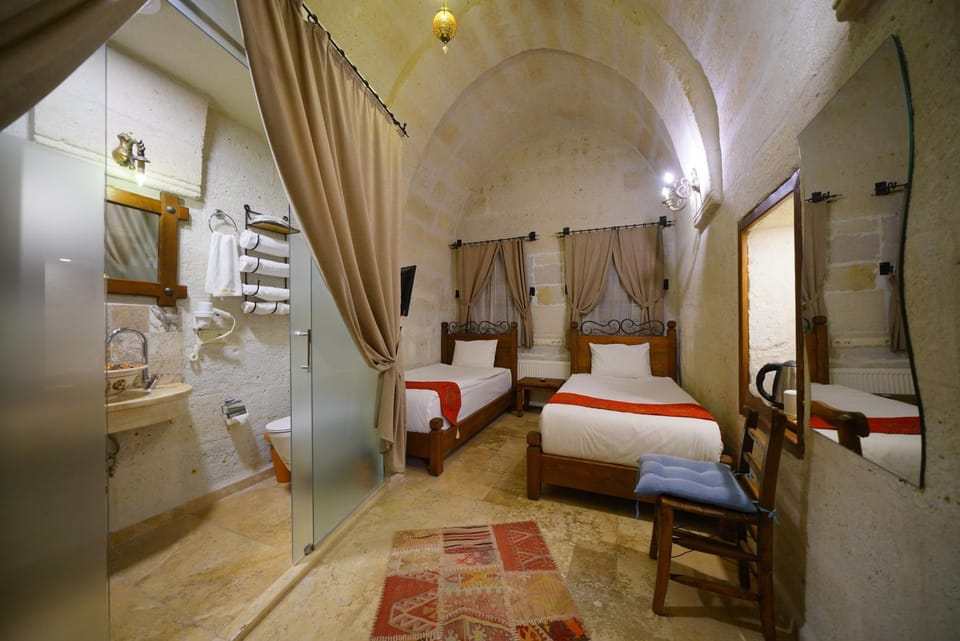 Bed, Bathroom, Photo of the whole room, towels