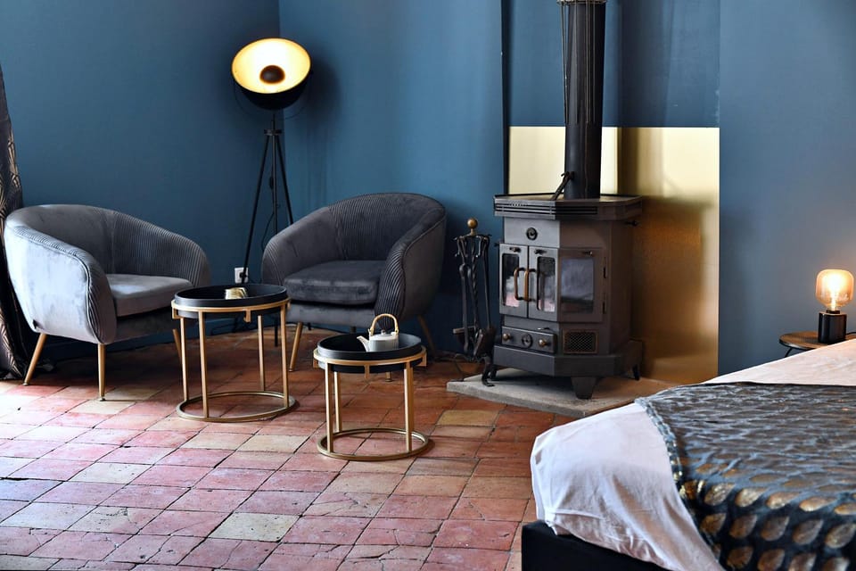 Living room, Seating area