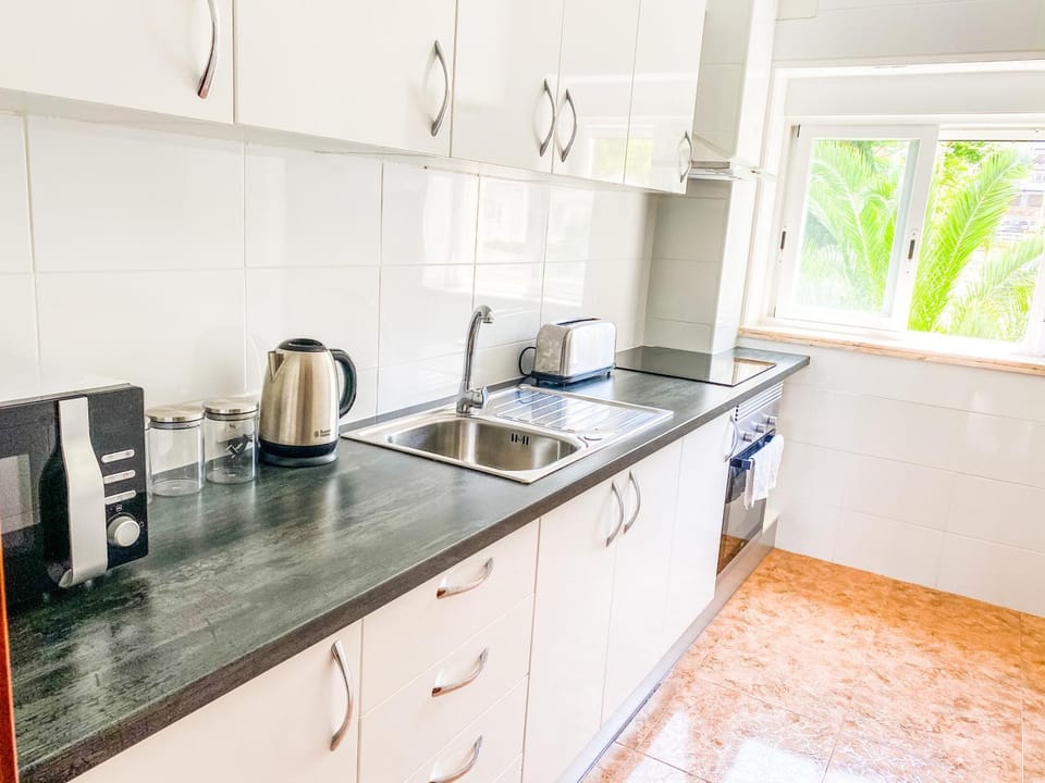 Coffee/tea facilities, Kitchen or kitchenette