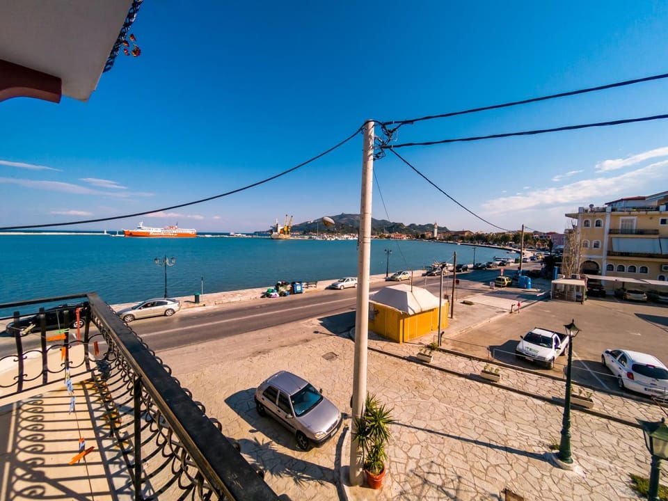 Balcony/Terrace, Sea view, Street view