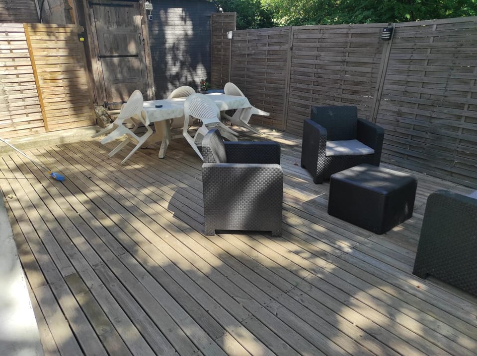 Patio, BBQ facilities