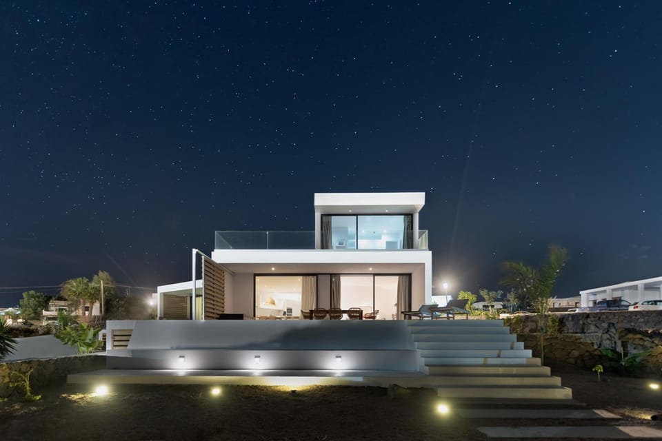 Villa Elena, Luxery villa with swimming pool! Apartment in Lajares