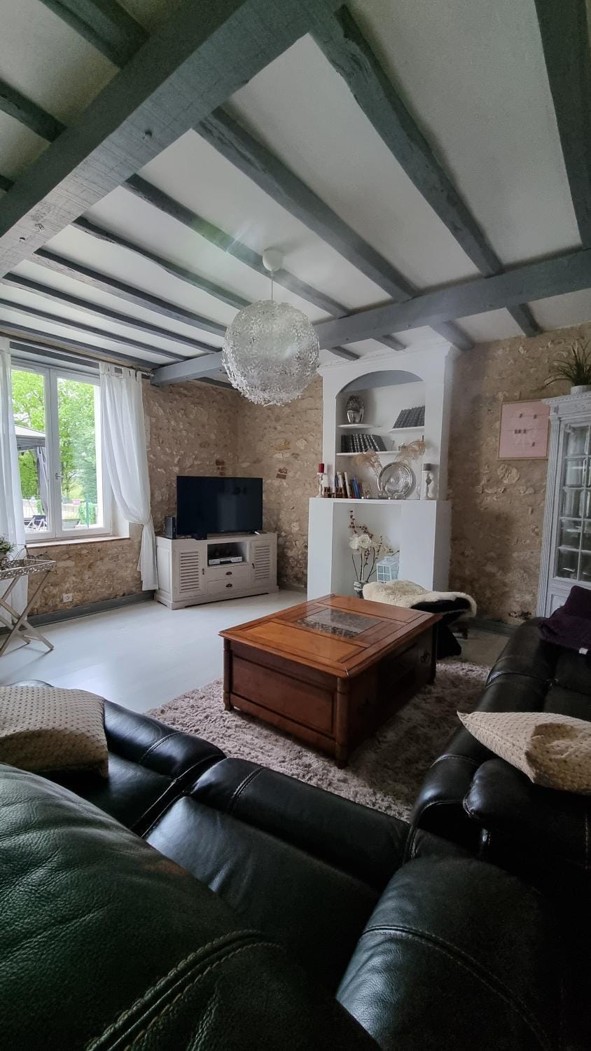 Gites de charme avec piscine - proche Amboise et Châteaux de la Loire House in Centre-Val de Loire