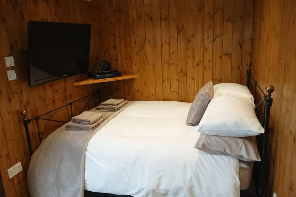 Malthouse Farm Cottage Carriage House in Staffordshire Moorlands District