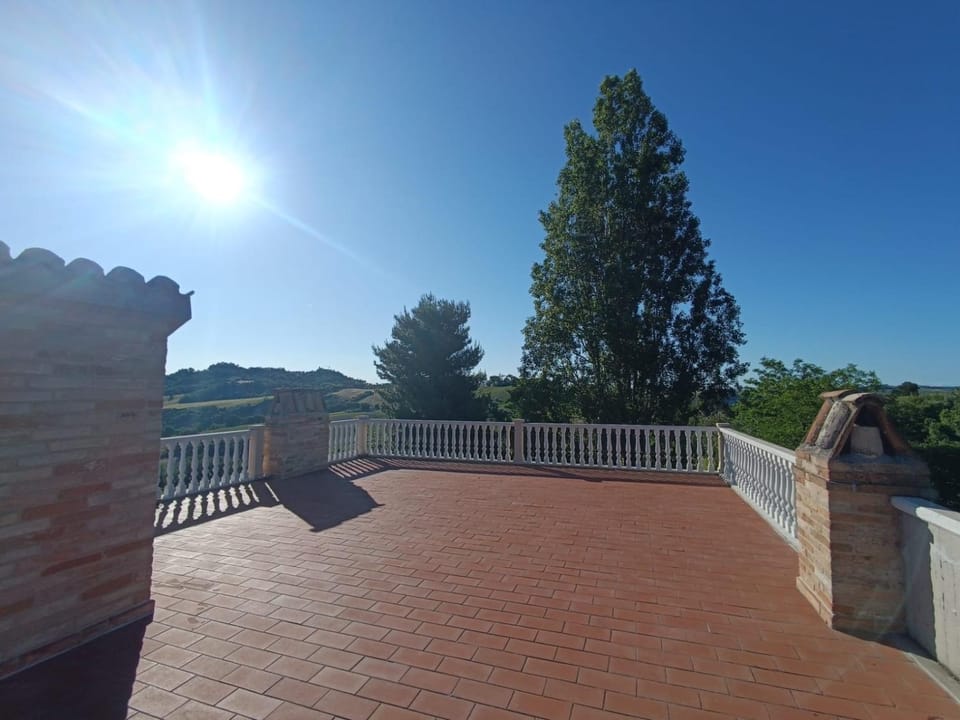 Country House "I luoghi dell' anima"con piscina e giardino Villa in Marche