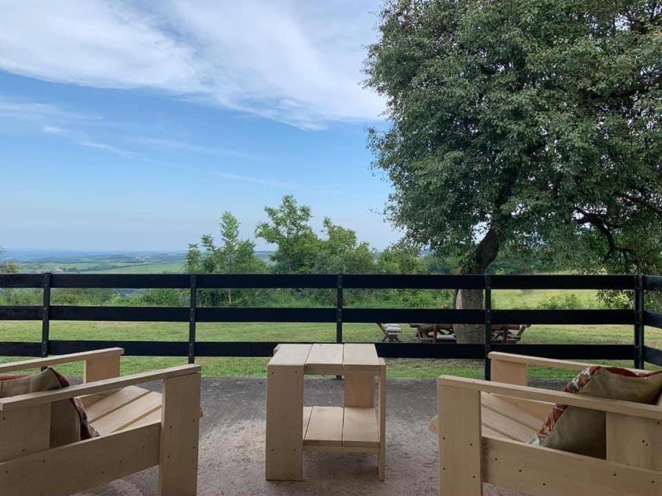 View (from property/room), Balcony/Terrace