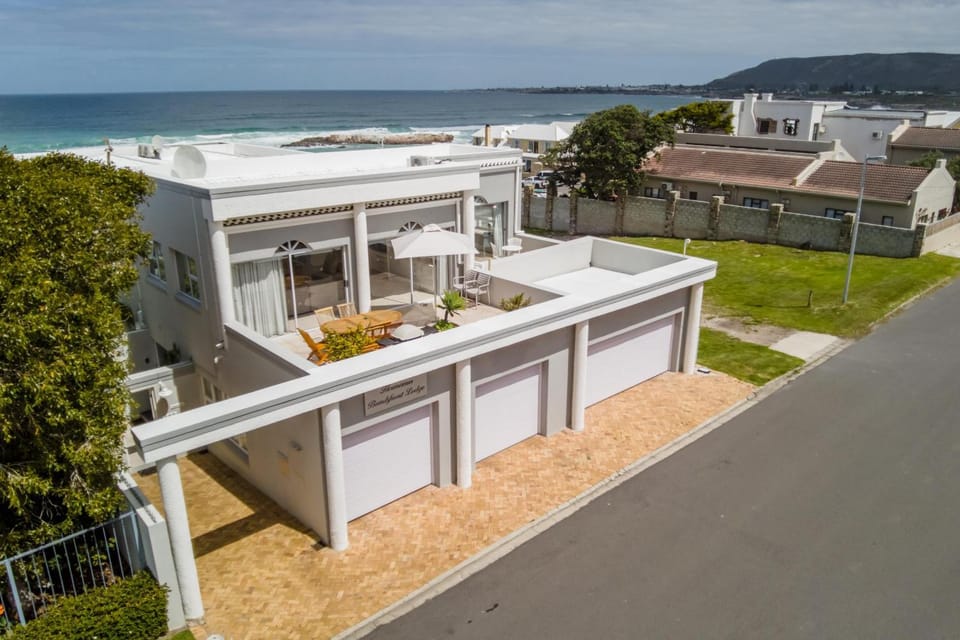 Property building, Bird's eye view