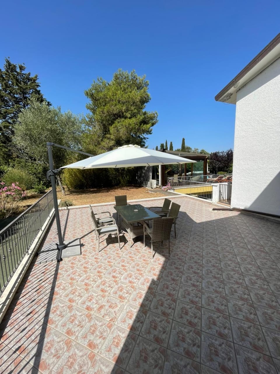 Property building, Patio, Spring, Day, View (from property/room), Balcony/Terrace, Dining area, sunbed