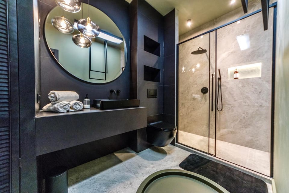 Shower, Bathroom