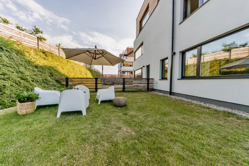 Garden, Garden view