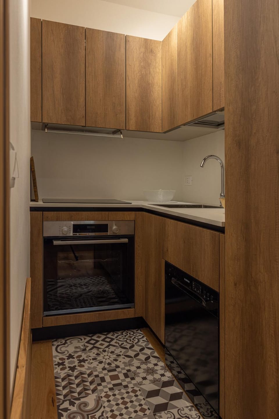 Kitchen or kitchenette, stove