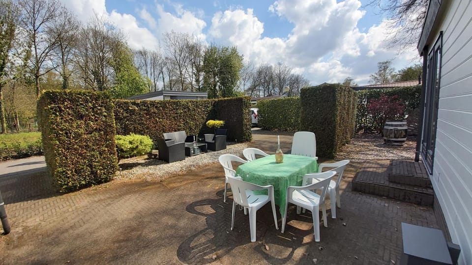 Property building, Balcony/Terrace