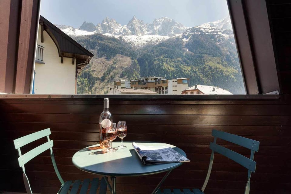 Apartment Lachenal, Alpes Agency, Central Chamonix, Sleeps 2-4 Apartment in Chamonix