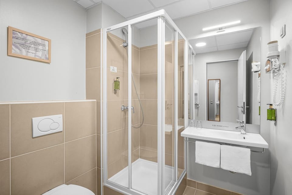 Shower, Bathroom