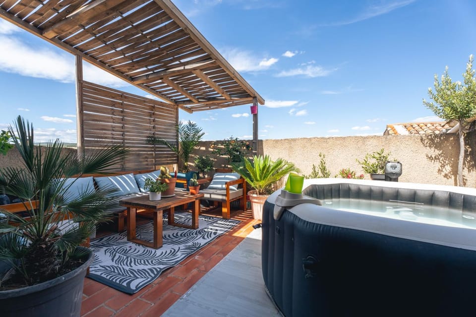 Joshroom Vacation rental in Occitanie